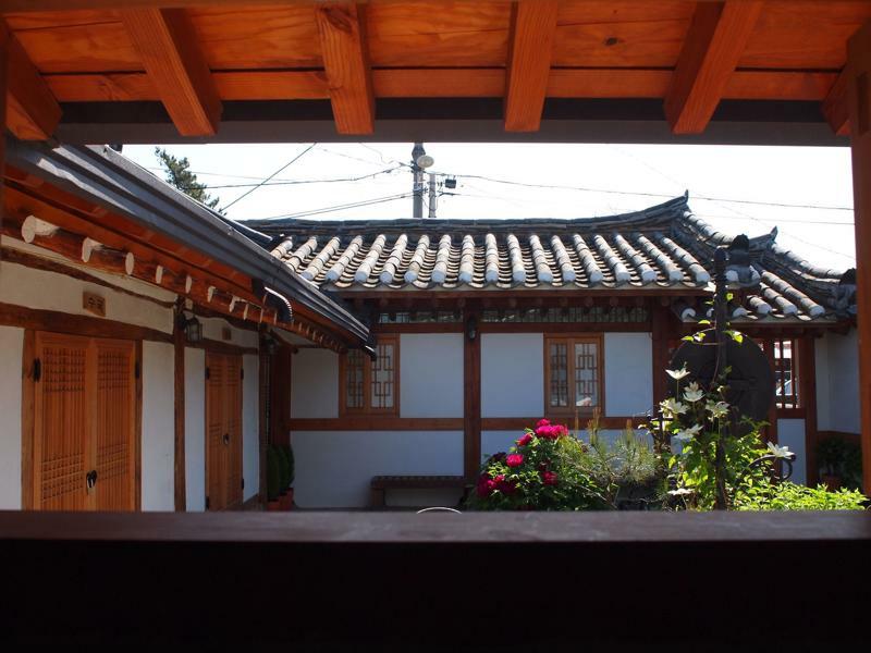 Floral Space Hanok Guesthouse Gyeongju Exteriör bild